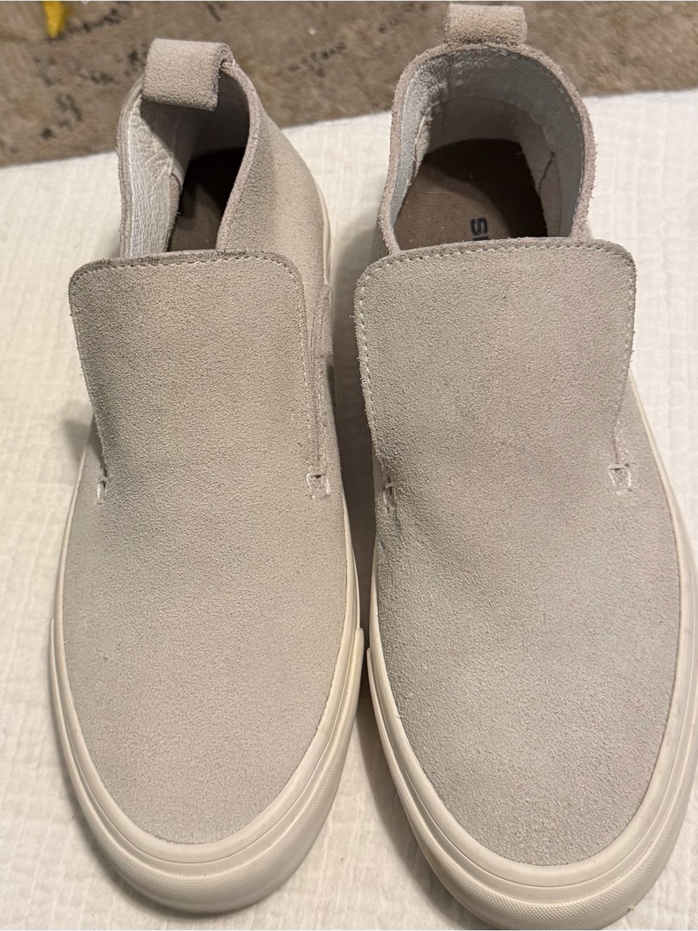 SeaVees  Women Hunnington SZ 6 Oyster Gray Suede Sneakers Sz